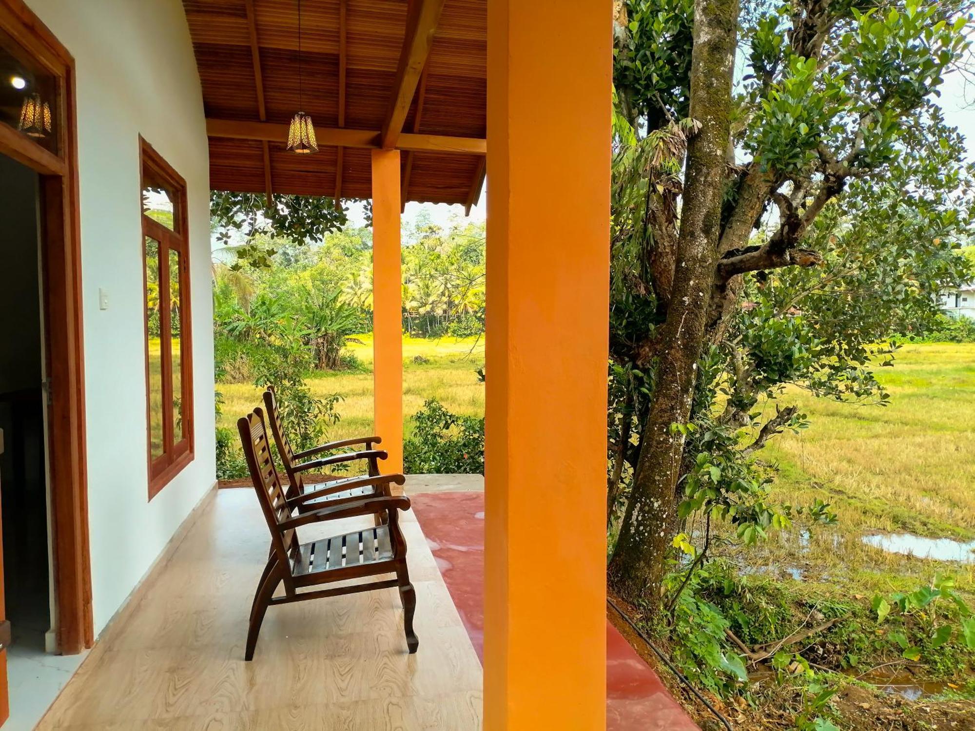 Serene Sinharaja Hotel Deniyaya Exterior photo
